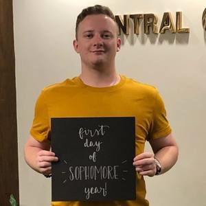 Meet your Posher, Kameron